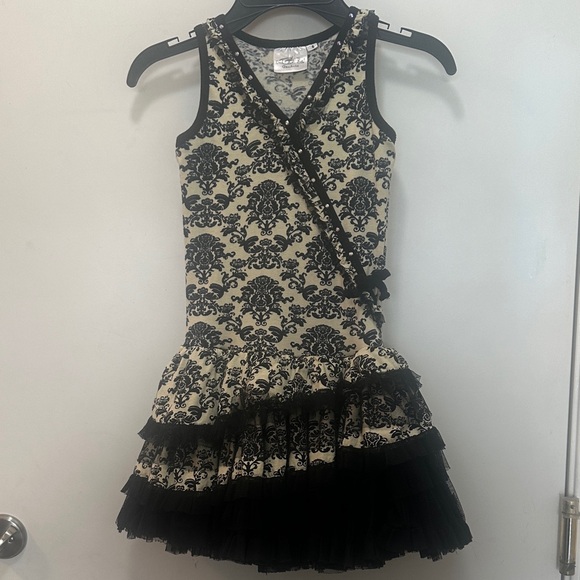 Ooh! La La! Couture Black and Cream Lace Dress Size 6